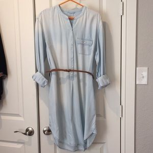 Chambray dress with pockets and belt